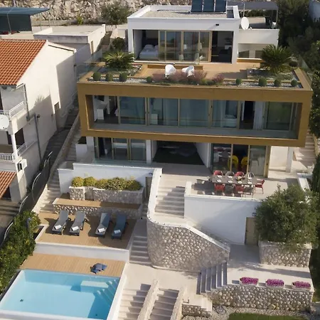 Luxury 5 Bedrooms Magistrala Seafront Private Area Amazing Sea Views Villa Primosten